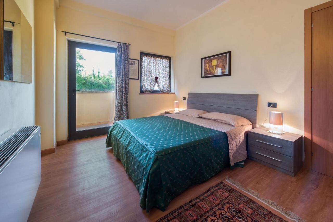 Residenze Pianetti Apartment Manciano Bagian luar foto